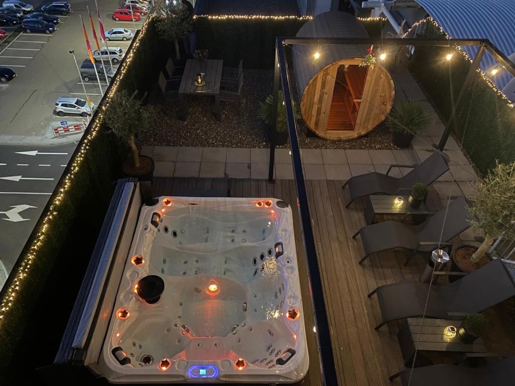 Wellness Dome Penthouse Suite Kerkrade Luaran gambar