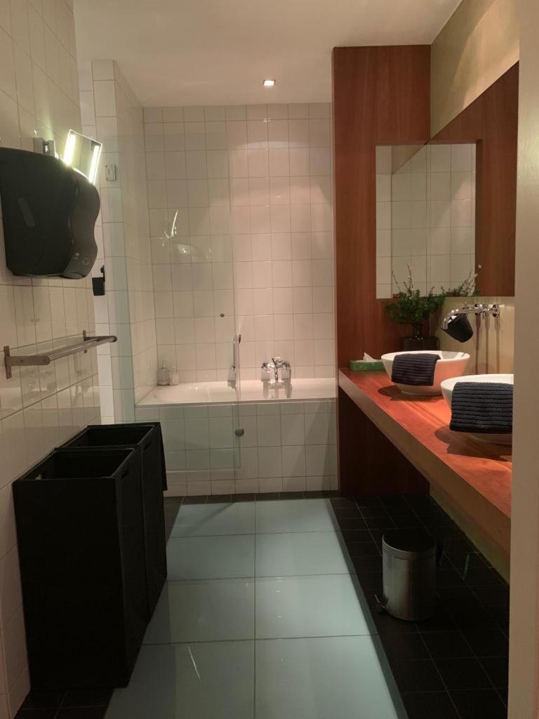Wellness Dome Penthouse Suite Kerkrade Luaran gambar